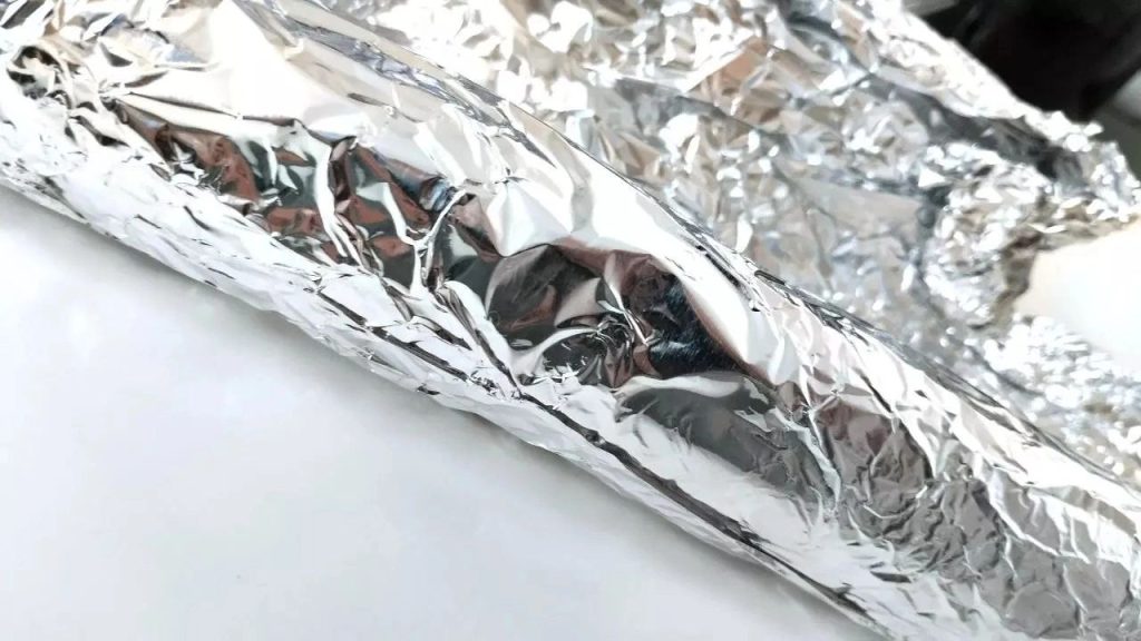Warum ist eine Seite der Aluminiumfolie matt und die andere glänzend: Welche Variante ist die richtige?