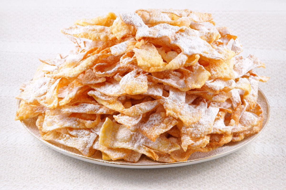 Ich bereite schnelle und knusprige italienische Wings mit nur zwei Zutaten zu. Meine Schwiegermutter sagt, dass es ihr besser geht.