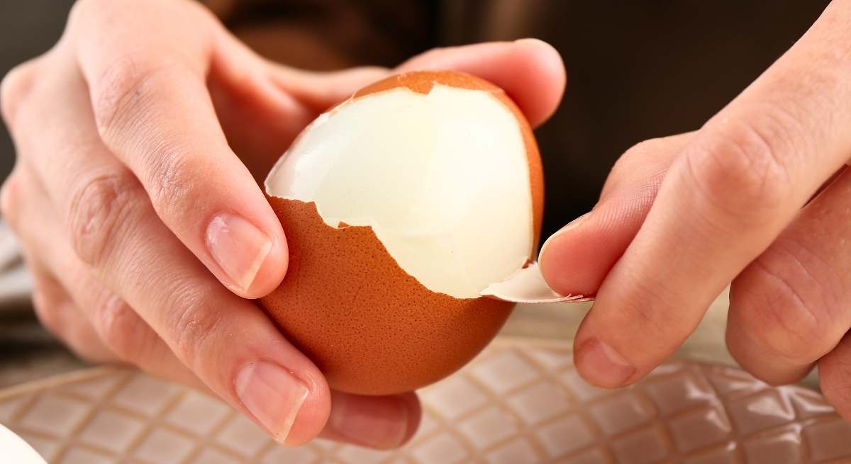 Wie man Eier kocht, damit sich die Schale leicht entfernen lässt: Großmutters Geheimnis, wie man Eier mühelos schält
