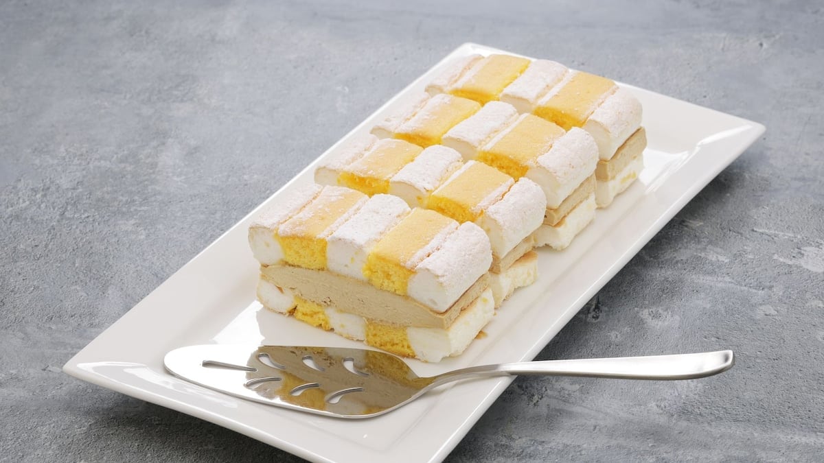 Ursprünglich für einen Kardinal kreiert, möchte heute jeder wenigstens ein Stück davon haben. Es handelt sich um eine Kombination aus zwei Massen und Creme