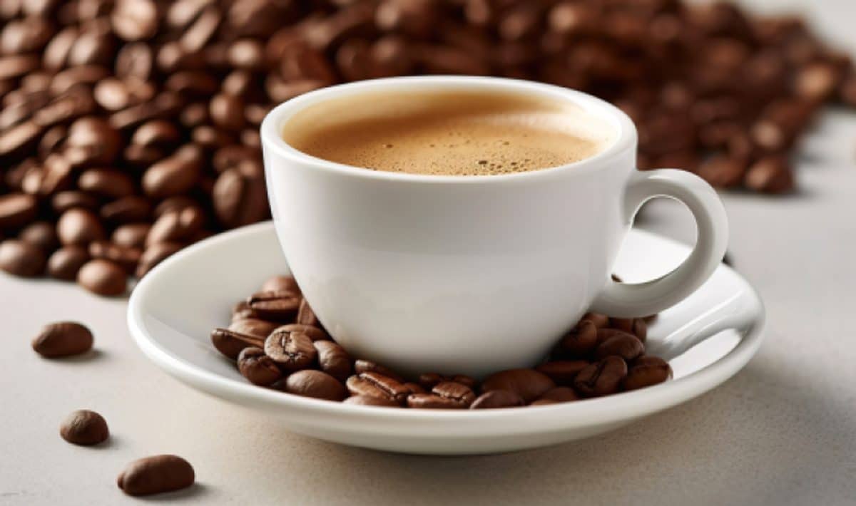 Geben Sie einen Teelöffel in Ihren Morgenkaffee. Das verbessert die Konzentration, beschleunigt den Stoffwechsel und normalisiert den Blutzuckerspiegel.