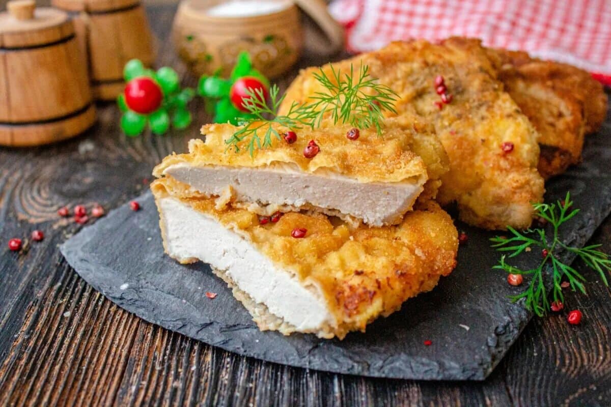 Schweinekoteletts wie Vareniki sind bei uns sehr beliebt. Niemand spricht mehr von klassischen Koteletts.