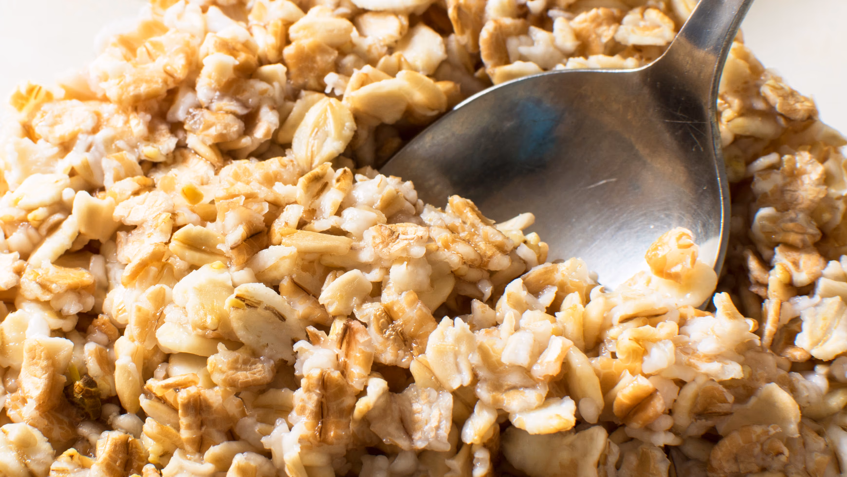 Ich füge weder Milch noch Joghurt zum Porridge hinzu. Ich habe sie durch diesen leckeren italienischen Käse ersetzt