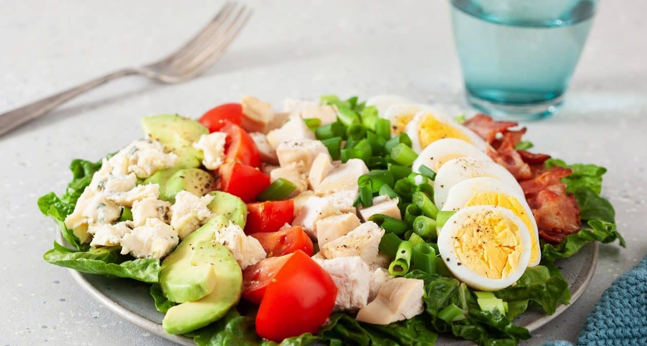 Ich habe das Rezept von einem Freund bekommen. Der beste Salat für jeden Anlass