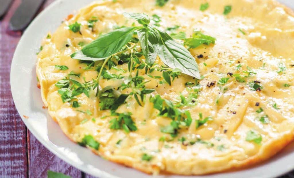 Omelett aus der Zeit, als Eier eine Delikatesse waren. Unglaublich einfach, überraschend sättigend und lecker