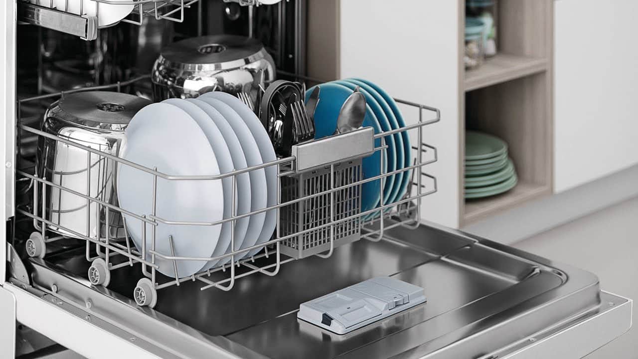 Eine versteckte Funktion des Geschirrspülers löst ein altbekanntes Problem. Nur wenige wissen davon.