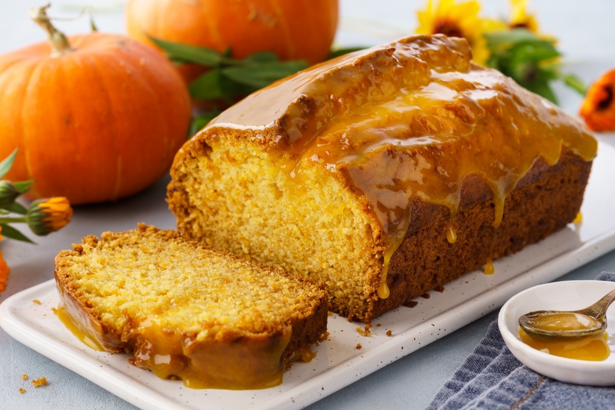 Dieses Gebäck wird den Herbstanfang versüßen. Hier ist ein sehr guter Kürbiskuchen