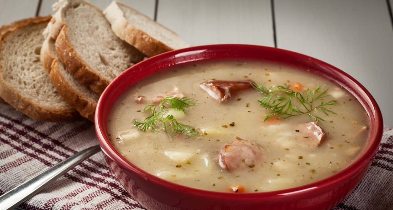 Das Rezept für saure Roggensuppe habe ich von meiner Großmutter. Dieses Fleisch ist zum Fingerlecken gut