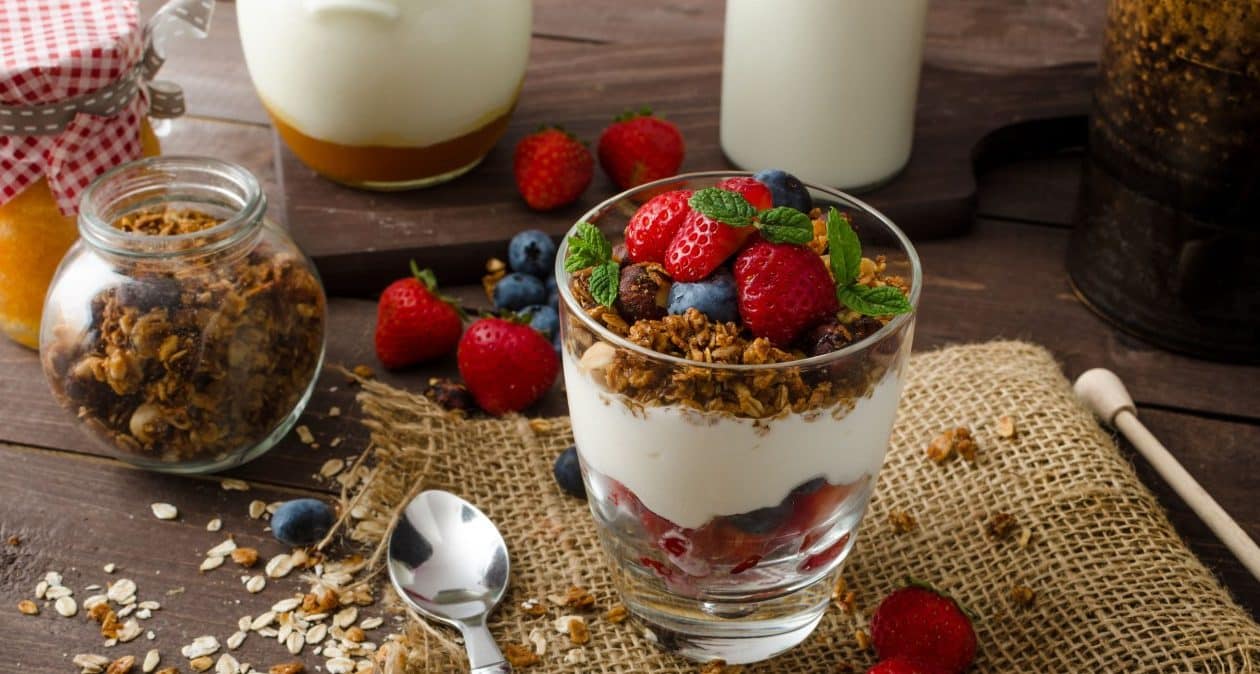 Ich esse es anstelle von normalem Joghurt oder Skyr. Es ist gesünder und leicht verdaulich