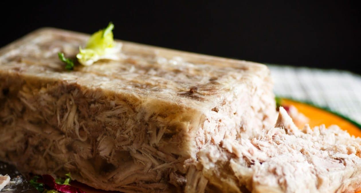 Es schmilzt auf der Zunge und unterstützt Ihre Gelenke. Daneben versteckt sich polnisches Gelee