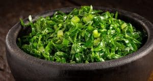 Frisch und knackig wie Salat, gesund wie Kohl. Noch wenig bekannt, aber für starke Knochen muss man es essen