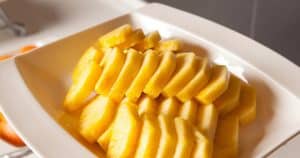 Es ist die „reinste“ Frucht, die wir kaufen können. Nahezu pestizidfrei, unterstützt die Verdauung